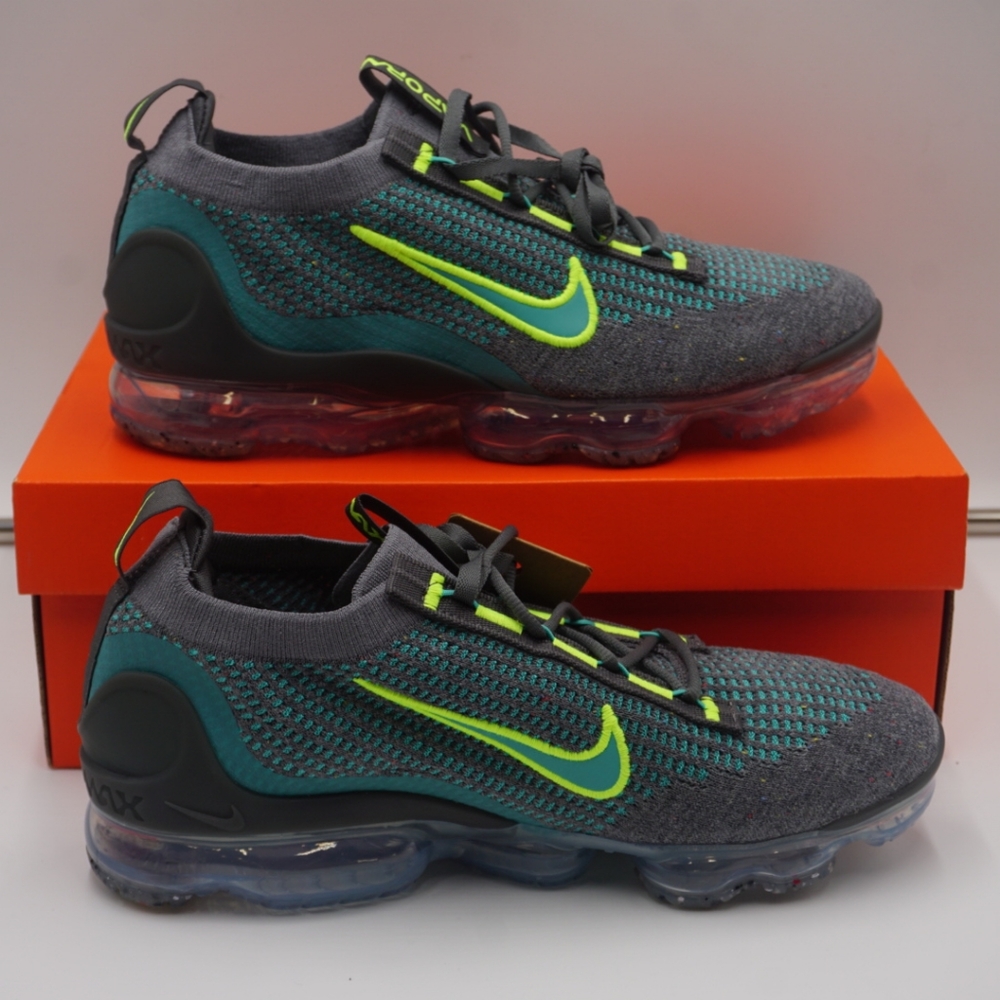SOLD!!!Nike Air Vapormax 2021 Flyknit